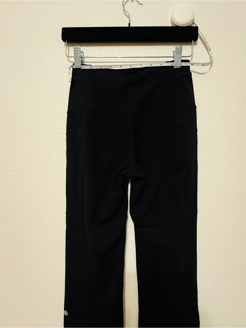 Lululemon| Black Studio Flare Yoga Pants Size 4 Zip Pockets Athletic - Picture 7 of 9